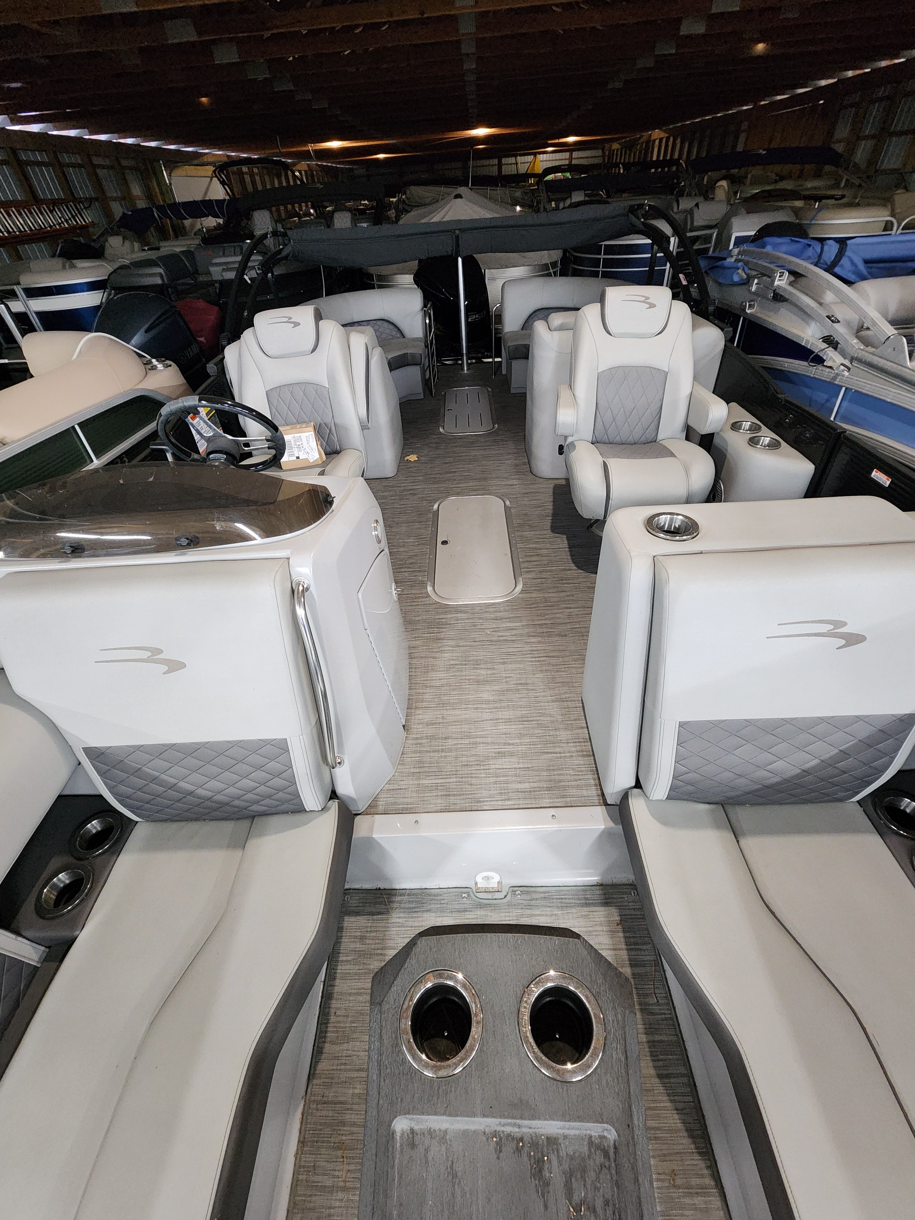 2021 Bennington Bowrider Pontoon / Tritoon for sale in Harbor Springs Michigan with a Yamaha Outboard motor. Boat for sale