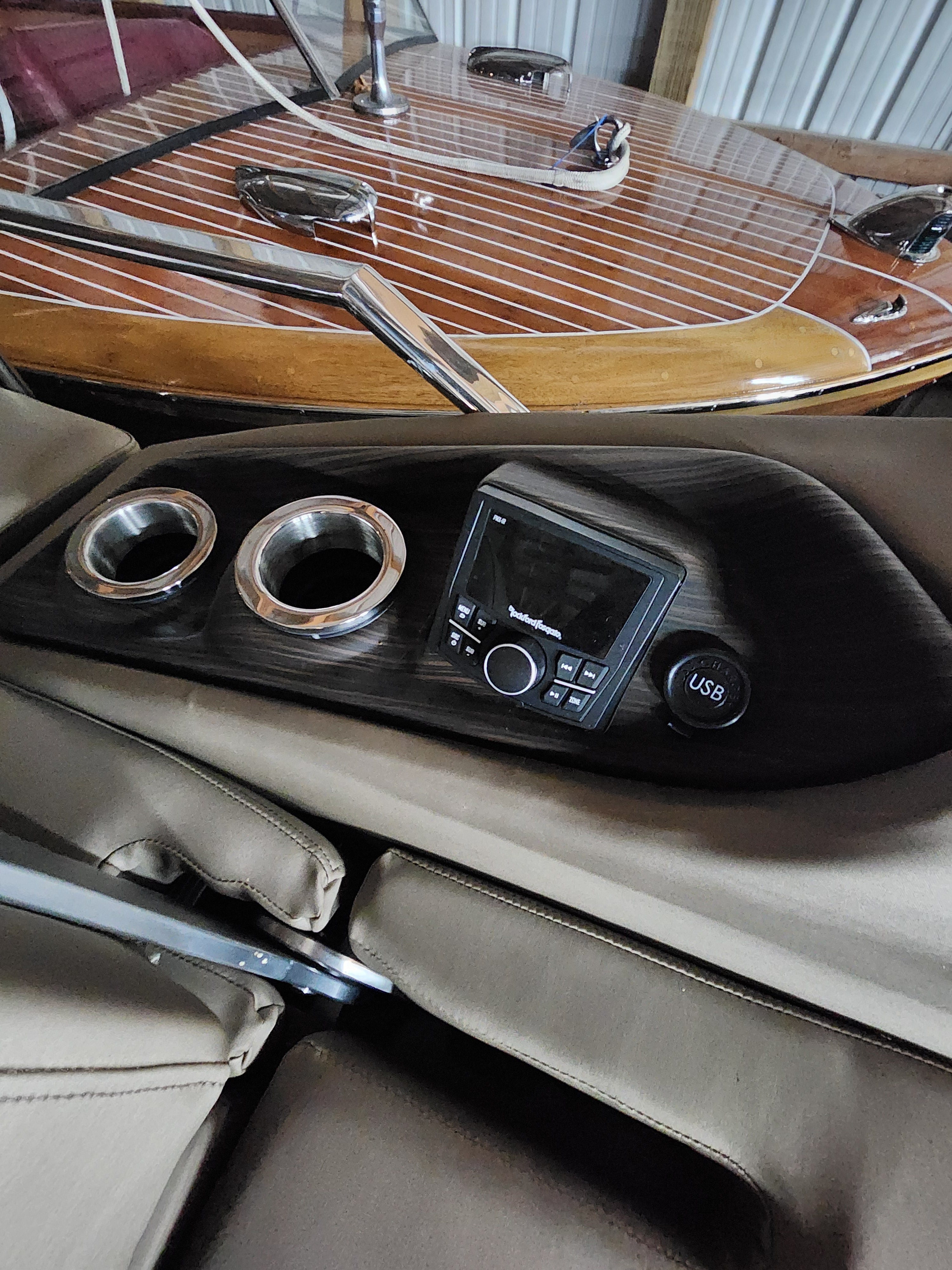 2022 Bennington 25RSB Tritoon w/300hp