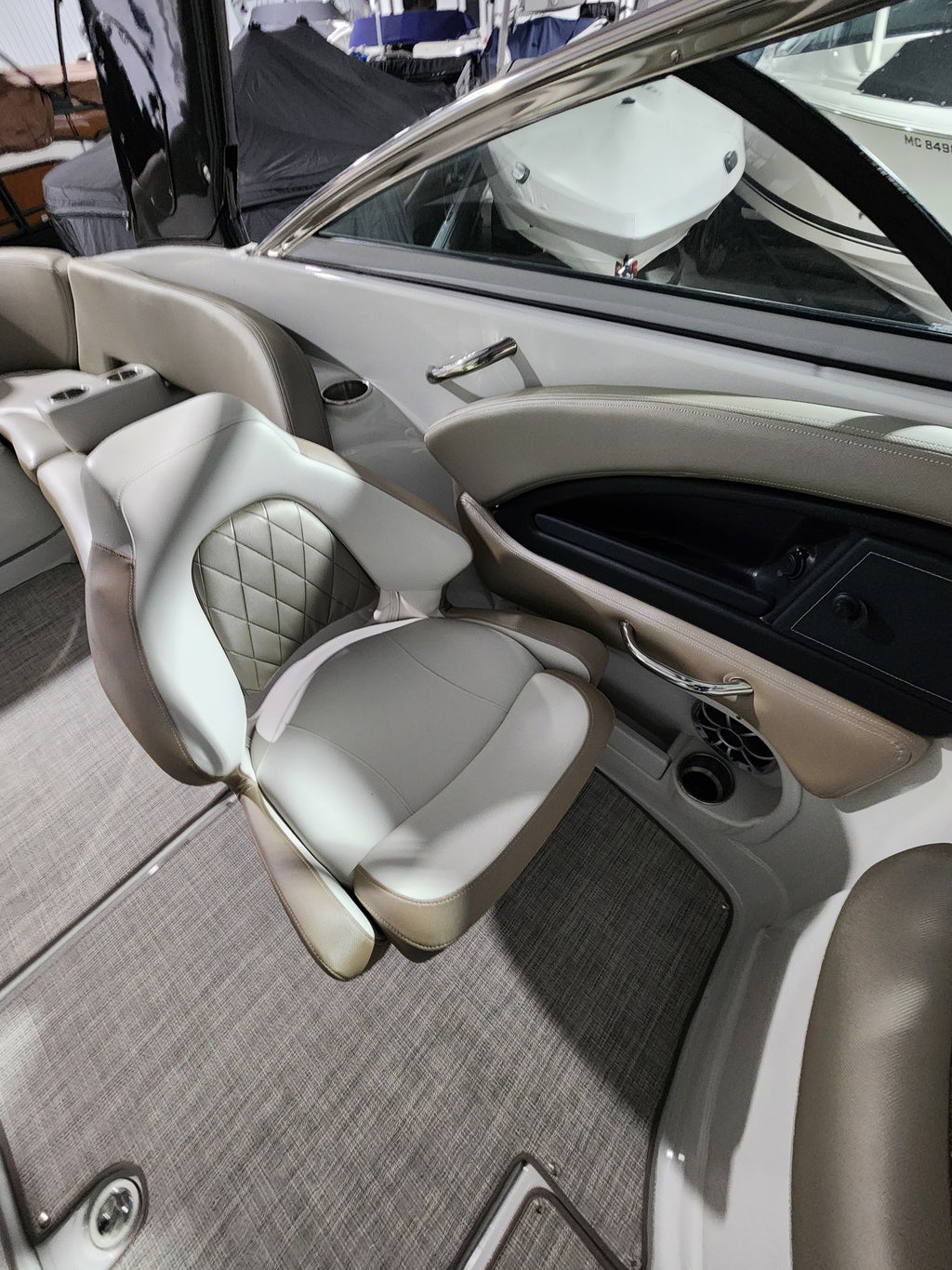 2022 Crownline 280ss