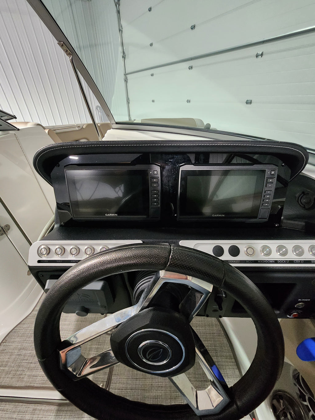 2022 Crownline 280ss