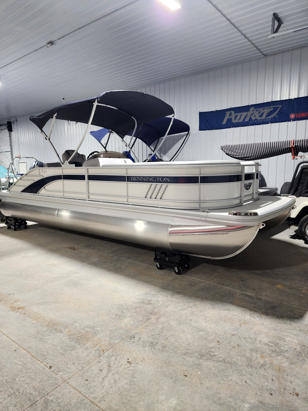2025 Bennington 25 LSB Pontoon New Boat For Sale Charlevoix, Mi 