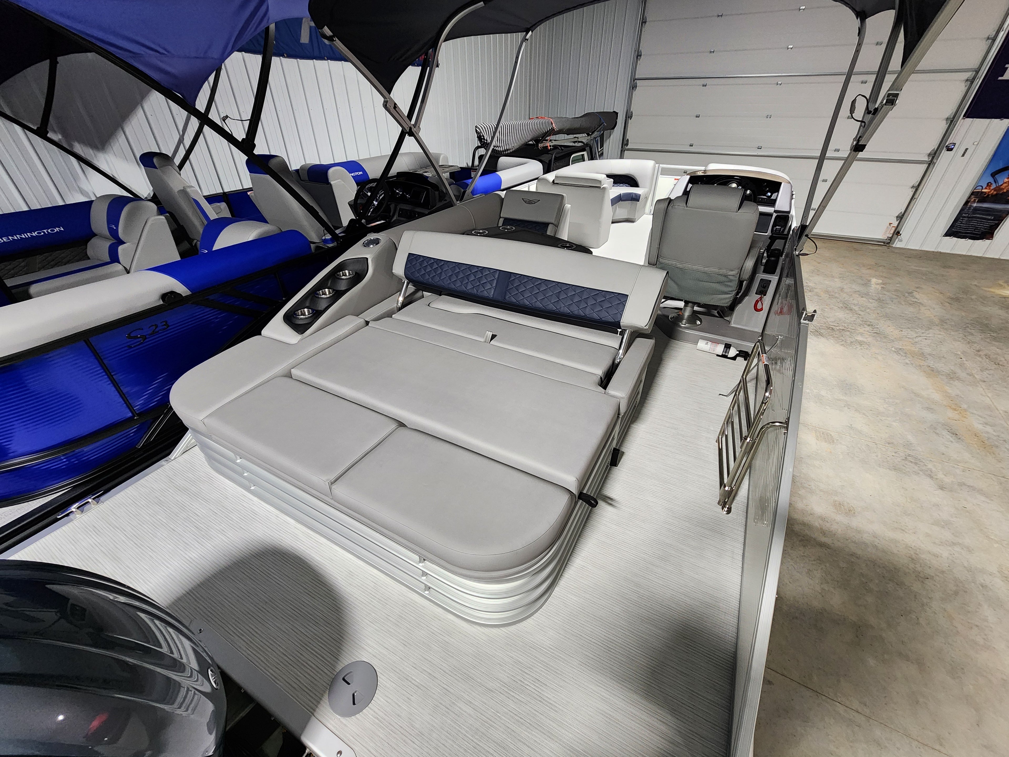 2025 Bennington 25 LSB Pontoon New Boat For Sale Charlevoix, Mi 