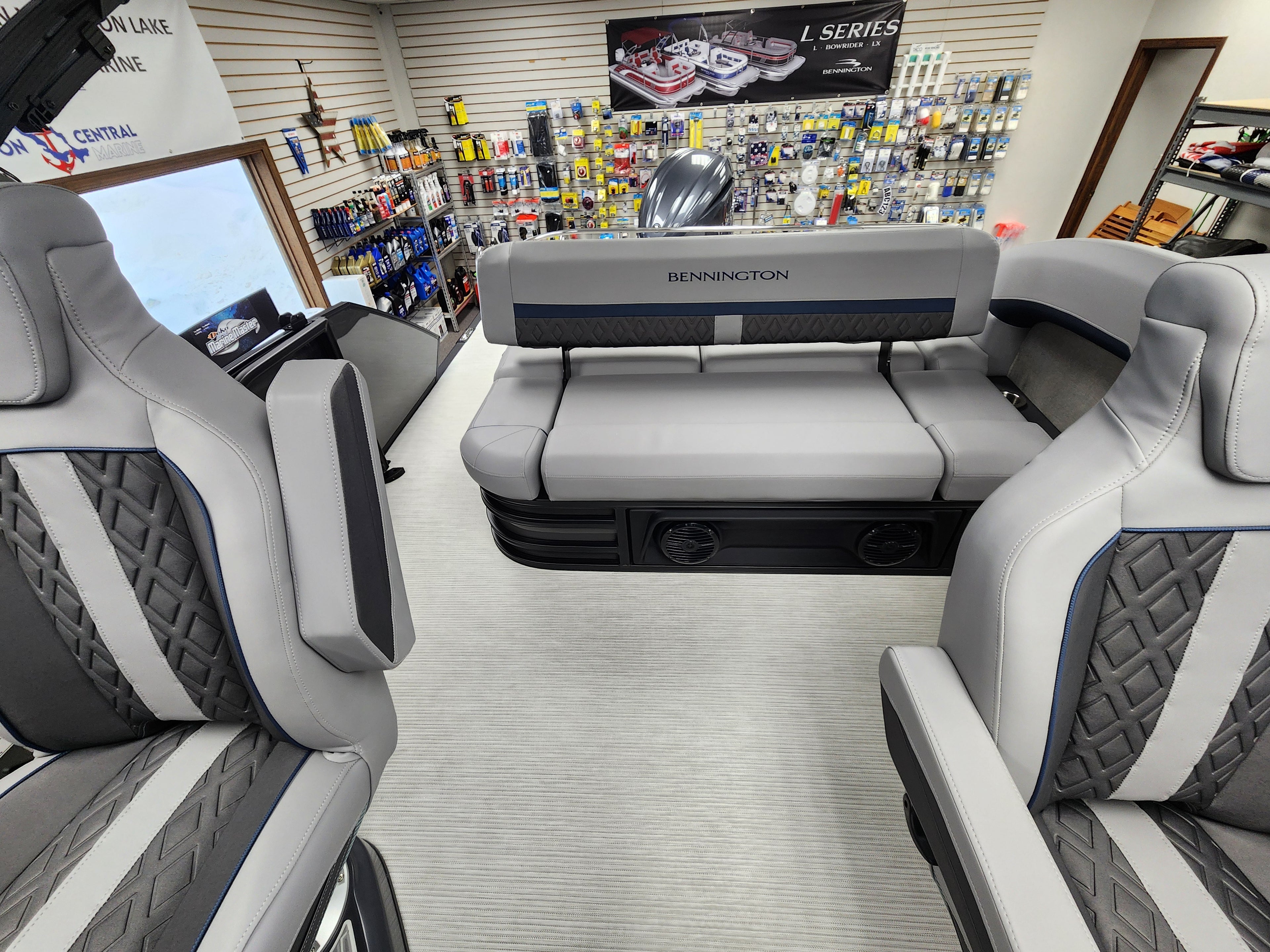 2026 Bennington M24 Tritoon Walloon Charlevoix Petoskey new pontoon for sale tritoon