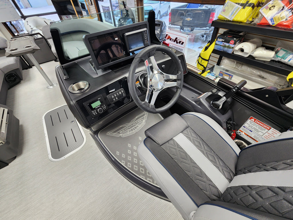 2026 Bennington M24 Tritoon Walloon Charlevoix Petoskey new pontoon for sale tritoon